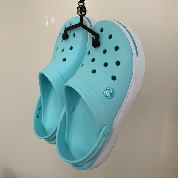 Cyan Unisex Crocs - Picture 9 of 9